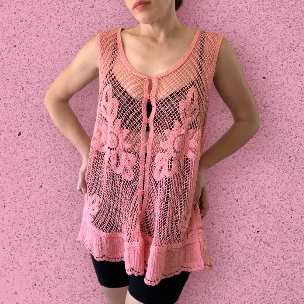 Vintage Y2K Carnation Pink Sleeveless Button Woven Knit Cardigan